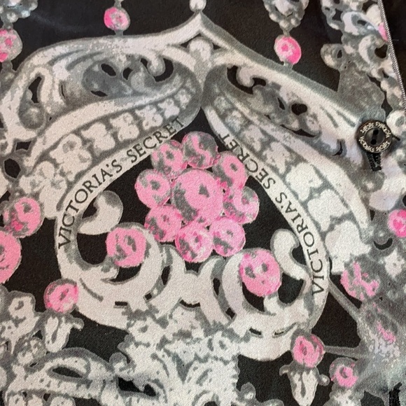 Victoria’s Secret button up soft Short long Sleeve Floral robe SZ M - Picture 10 of 10